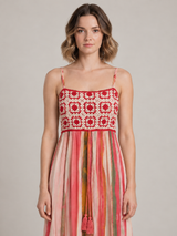 Roze Gestreepte Maxi Jurk met Gehaakte Top en Tasseldetails